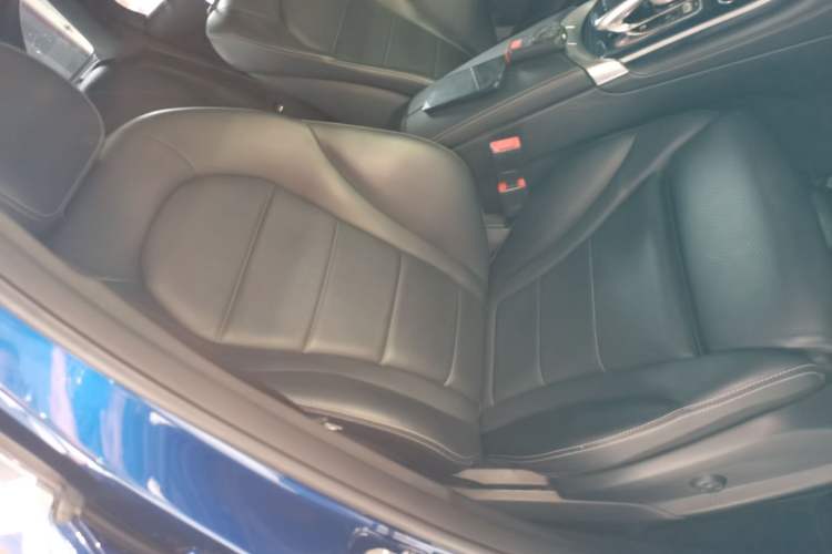 Used Mercedes-Benz GLC 2016 GLC 200 4MATIC Right Front Seat