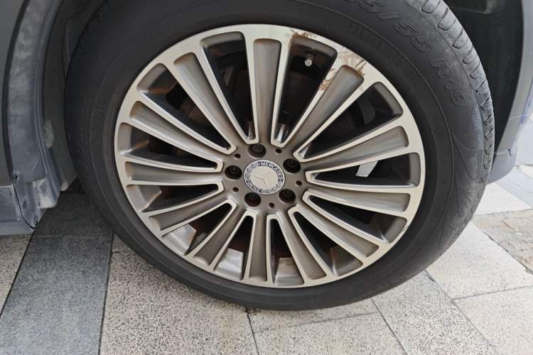 Used Mercedes-Benz GLC 2016 GLC 200 4MATIC Right Front Wheel Hub
