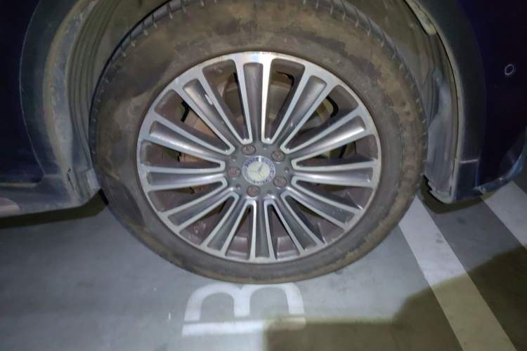 Used Mercedes-Benz GLC 2016 GLC 260 4MATIC Dynamic Edition Right Front Wheel Hub