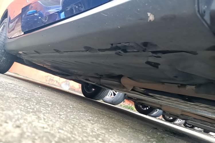 Used Mercedes-Benz GLC 2016 GLC 200 4MATIC Right Side Sill
