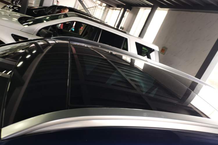 Used Mercedes-Benz GLC 2016 GLC 200 4MATIC Roof