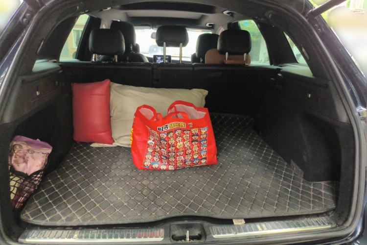 Used Mercedes-Benz GLC 2016 GLC 200 4MATIC Trunk