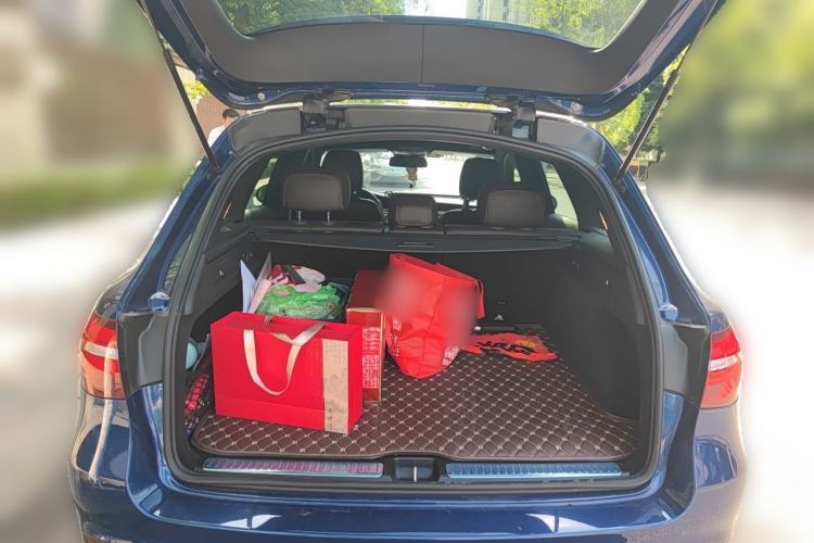 Used Mercedes-Benz GLC 2016 GLC 300 4MATIC Dynamic Model Trunk