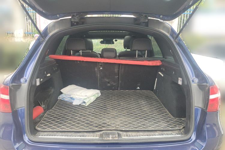 Used Mercedes-Benz GLC 2016 GLC 260 4MATIC Luxury Model Trunk