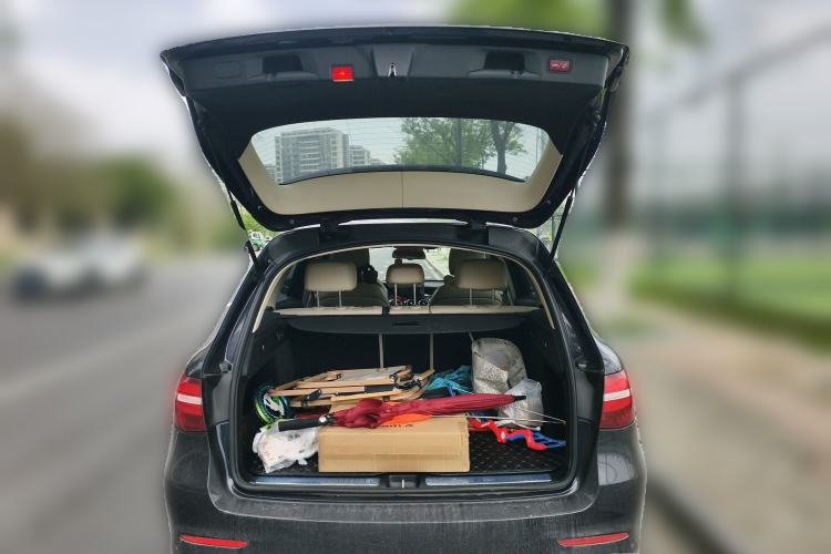 Used Mercedes-Benz GLC 2016 GLC 260 4MATIC Luxury Model Trunk