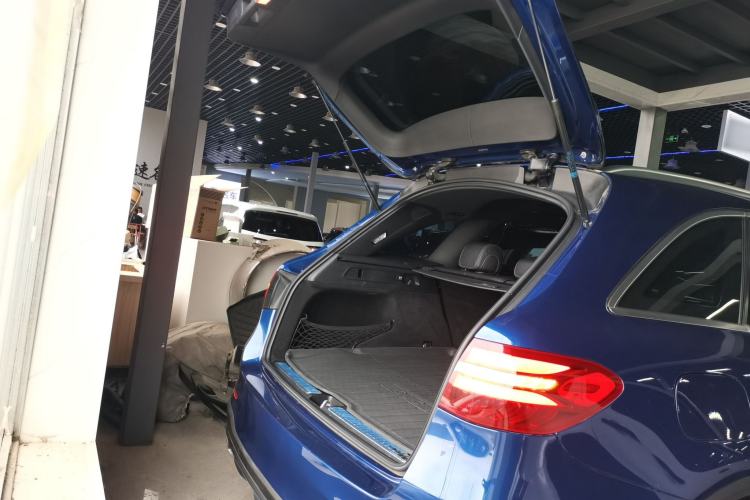 Used Mercedes-Benz GLC 2016 GLC 200 4MATIC Trunk