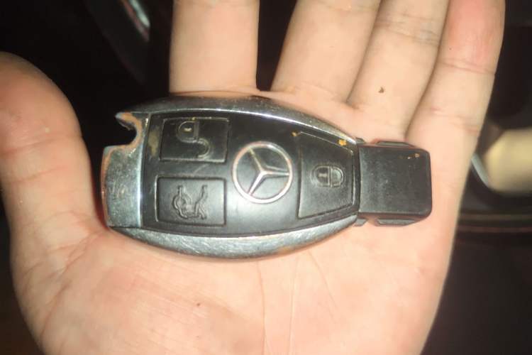 Used Mercedes-Benz GLC 2016 GLC 260 4MATIC Dynamic Edition Vehicle Key