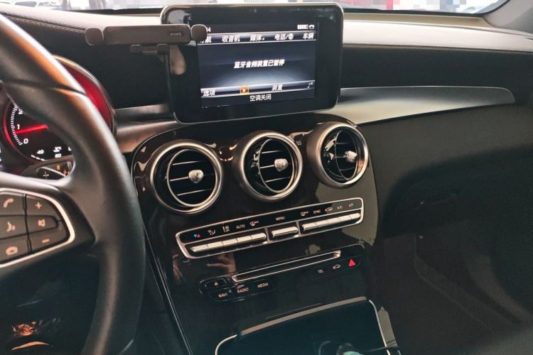 Used Mercedes-Benz GLC 2016 GLC 260 4MATIC Dynamic Edition Audio And AC Panel