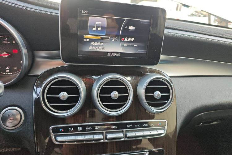 Used Mercedes-Benz GLC 2016 GLC 260 4MATIC Dynamic Edition Audio And AC Panel