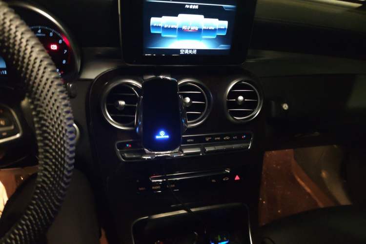Used Mercedes-Benz GLC 2016 GLC 260 4MATIC Luxury Model Audio And AC Panel