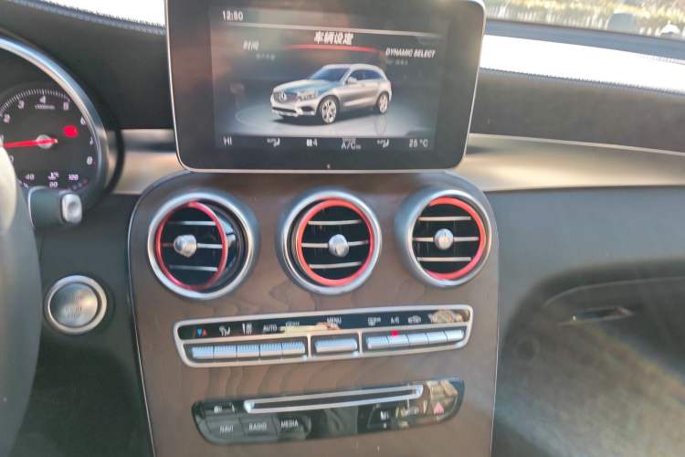 Used Mercedes-Benz GLC 2016 GLC 300 4MATIC Luxury Model Audio And AC Panel