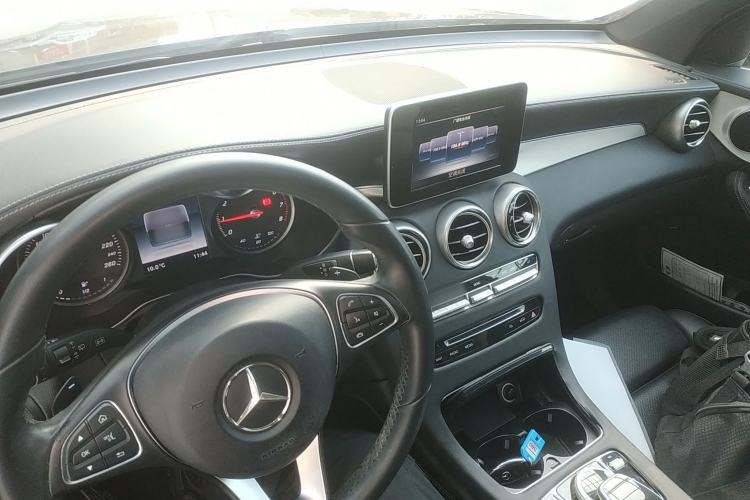 Used Mercedes-Benz GLC 2016 GLC 200 4MATIC Center Console