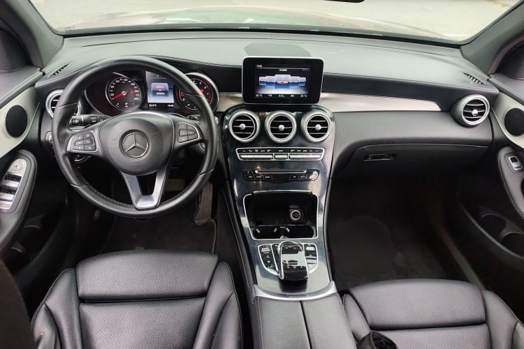 Used Mercedes-Benz GLC 2016 GLC 200 4MATIC Center Console