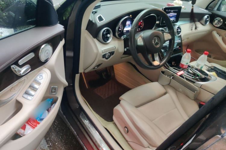 Used Mercedes-Benz GLC 2016 GLC 260 4MATIC Dynamic Edition Driver Seat