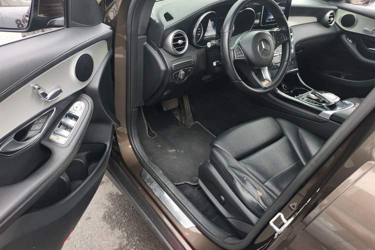 Used Mercedes-Benz GLC 2016 GLC 200 4MATIC Driver Seat