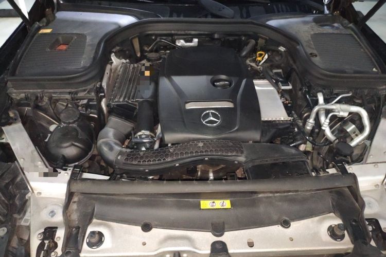 Used Mercedes-Benz GLC 2016 GLC 260 4MATIC Dynamic Edition Engine Bay