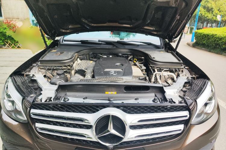 Used Mercedes-Benz GLC 2016 GLC 300 4MATIC Dynamic Model Engine Bay