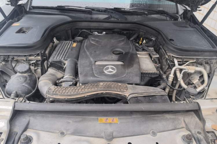 Used Mercedes-Benz GLC 2016 GLC 260 4MATIC Luxury Model Engine Bay