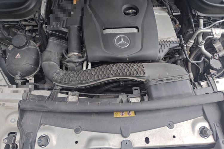 Used Mercedes-Benz GLC 2016 GLC 260 4MATIC Luxury Model Engine Bay