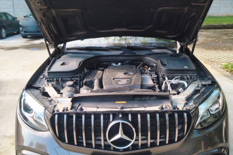 Used Mercedes-Benz GLC 2016 GLC 260 4MATIC Luxury Model Engine Bay