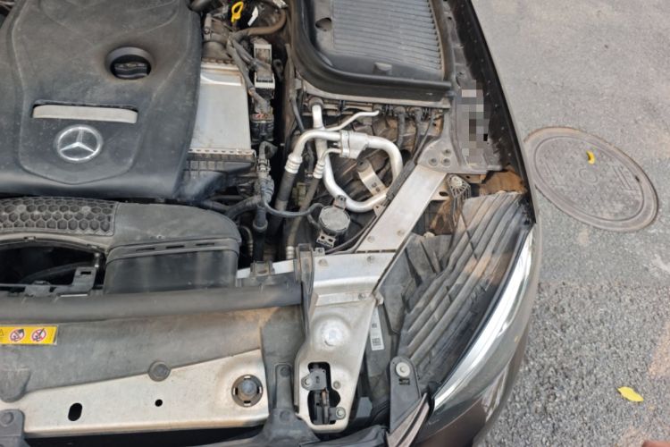 Used Mercedes-Benz GLC 2016 GLC 260 4MATIC Luxury Model Engine Bay Left