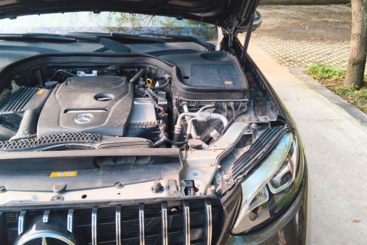 Used Mercedes-Benz GLC 2016 GLC 260 4MATIC Luxury Model Engine Bay Left
