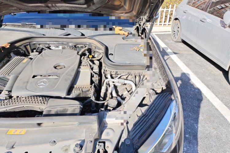 Used Mercedes-Benz GLC 2016 GLC 300 4MATIC Luxury Model Engine Bay Left
