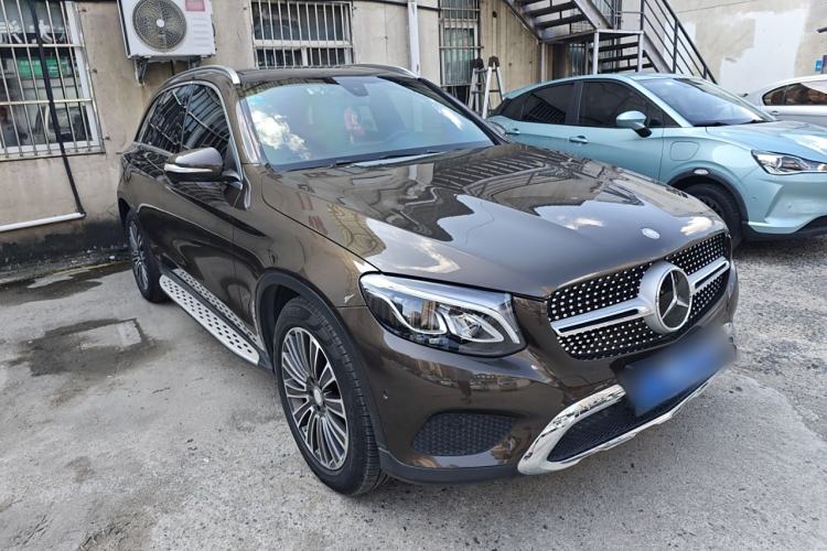 Used Mercedes-Benz GLC 2016 GLC 260 4MATIC Dynamic Edition Exterior 2