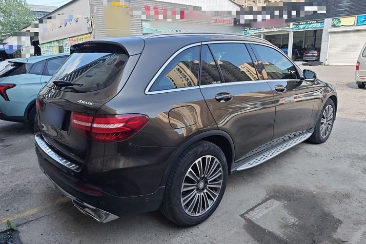 Used Mercedes-Benz GLC 2016 GLC 260 4MATIC Dynamic Edition Exterior 5