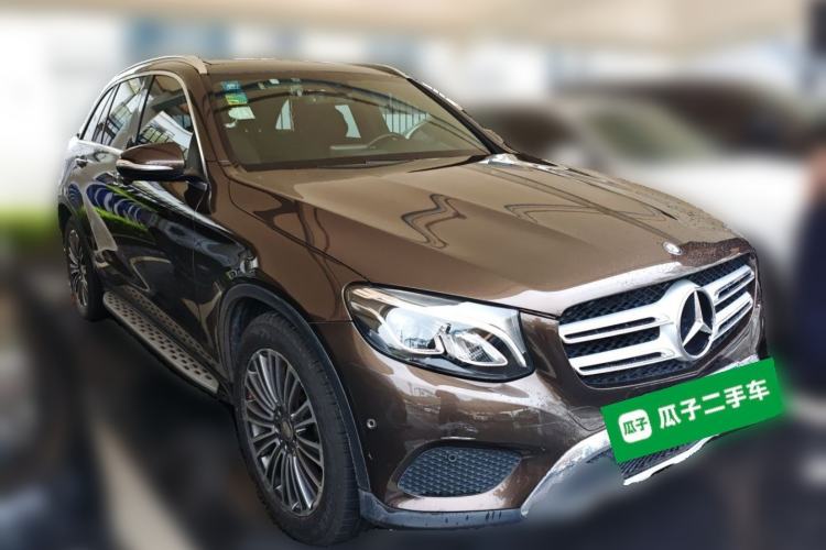 Used Mercedes-Benz GLC 2016 GLC 260 4MATIC Dynamic Edition Front Right 45 Deg