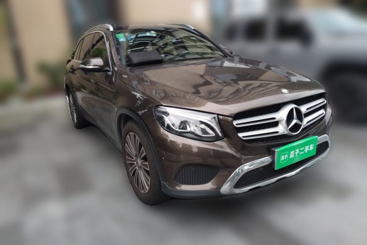 Used Mercedes-Benz GLC 2016 GLC 260 4MATIC Dynamic Edition Front Right 45 Deg