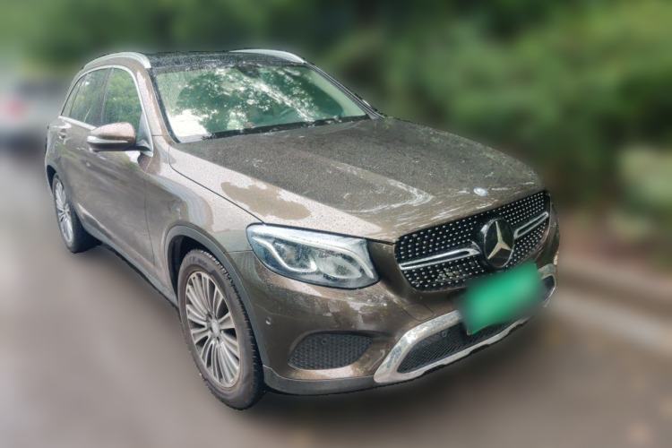 Used Mercedes-Benz GLC 2016 GLC 260 4MATIC Dynamic Edition Front Right 45 Deg