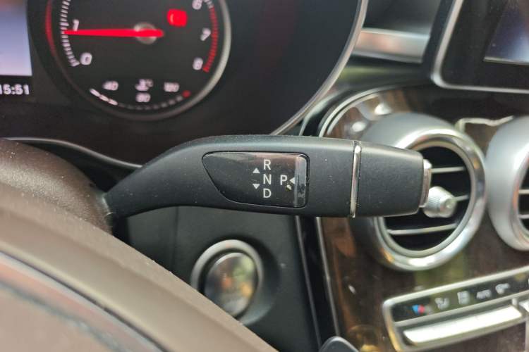 Used Mercedes-Benz GLC 2016 GLC 260 4MATIC Luxury Model Gear Lever