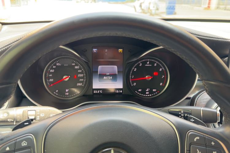 Used Mercedes-Benz GLC 2016 GLC 300 4MATIC Dynamic Model Instrument Cluster