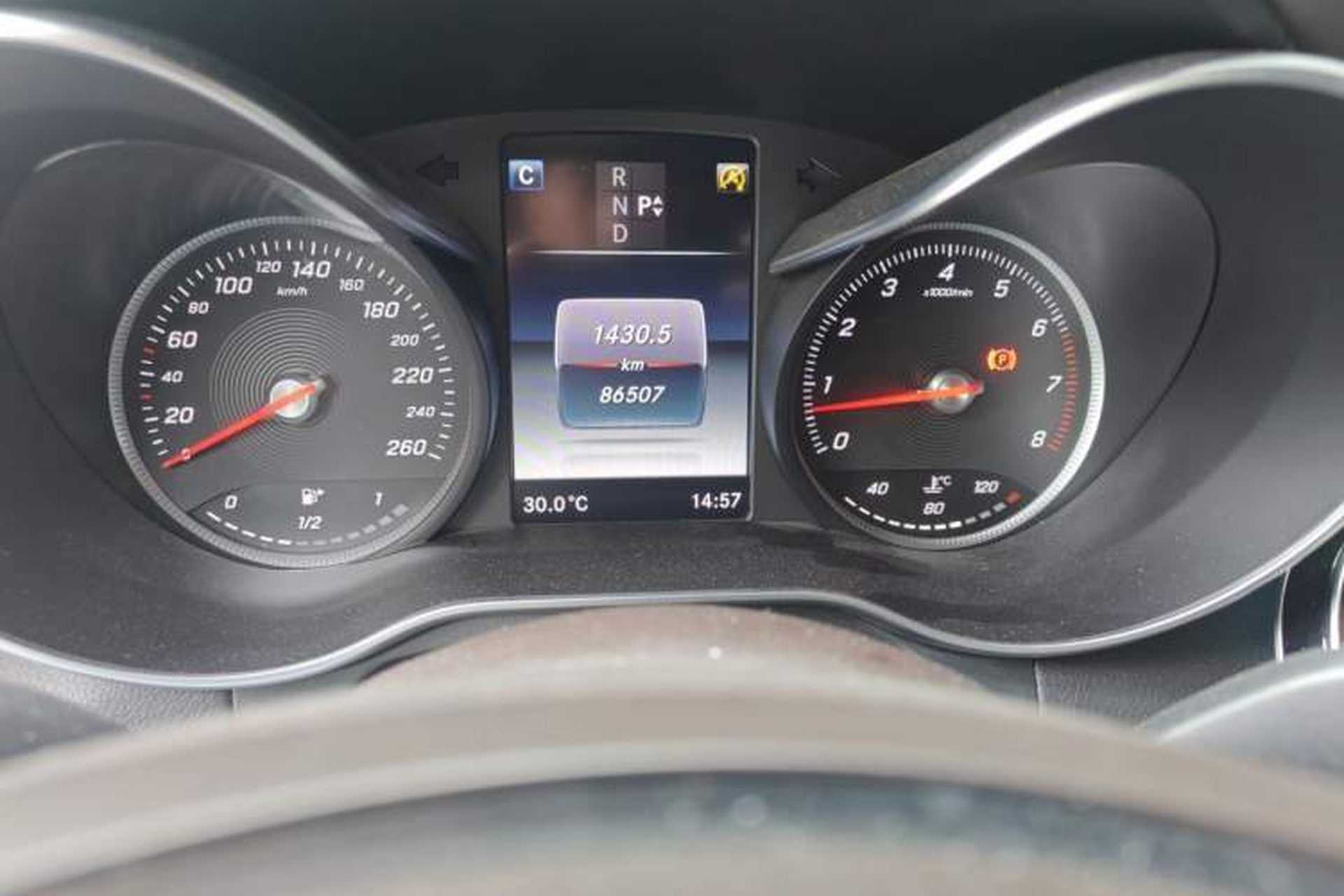 Used Mercedes-Benz GLC 2016 GLC 260 4MATIC Luxury Model Instrument Cluster