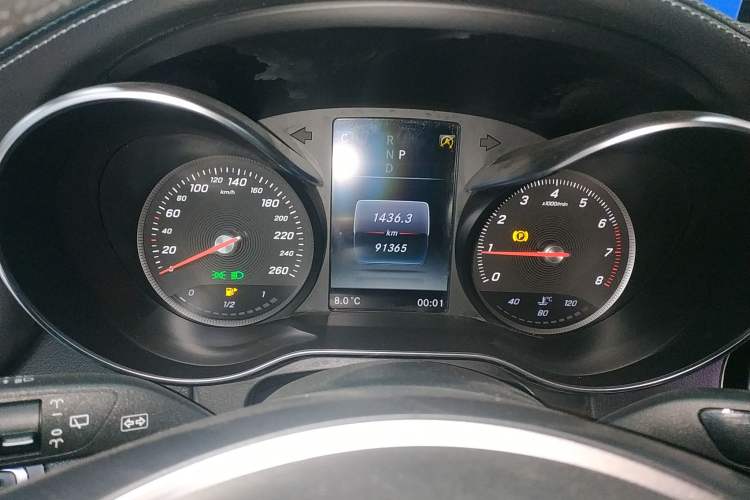 Used Mercedes-Benz GLC 2016 GLC 260 4MATIC Dynamic Edition Instrument Cluster