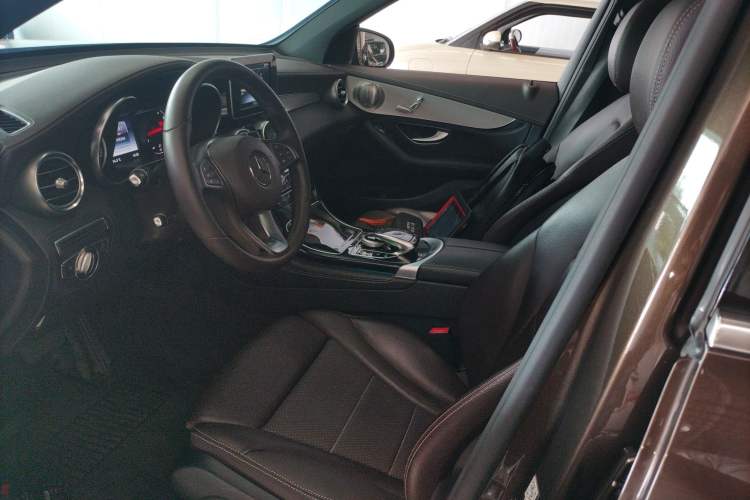 Used Mercedes-Benz GLC 2016 GLC 200 4MATIC Left Front Seat