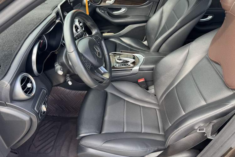 Used Mercedes-Benz GLC 2016 GLC 260 4MATIC Dynamic Edition Left Front Seat
