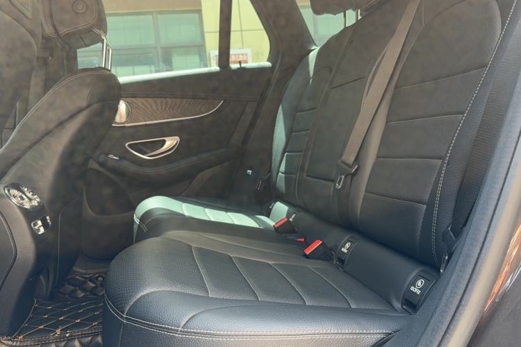 Used Mercedes-Benz GLC 2016 GLC 300 4MATIC Dynamic Model Left Rear Seat