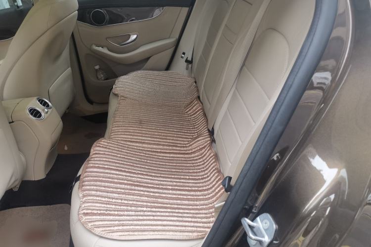 Used Mercedes-Benz GLC 2016 GLC 260 4MATIC Luxury Model Left Rear Seat