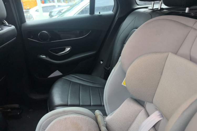 Used Mercedes-Benz GLC 2016 GLC 260 4MATIC Luxury Model Left Rear Seat