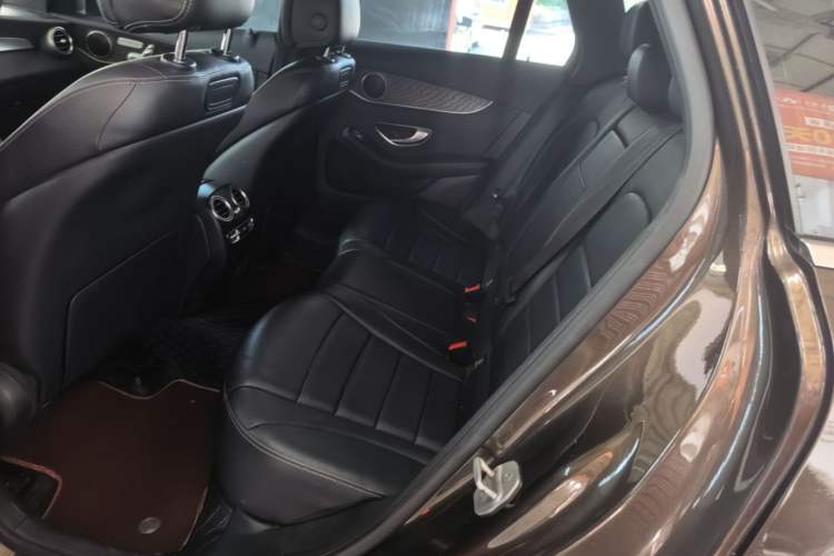 Used Mercedes-Benz GLC 2016 GLC 300 4MATIC Dynamic Model Left Rear Seat