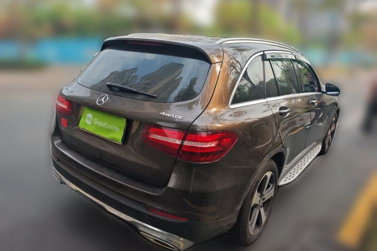 Used Mercedes-Benz GLC 2016 GLC 260 4MATIC Luxury Model Rear Right 45 Deg