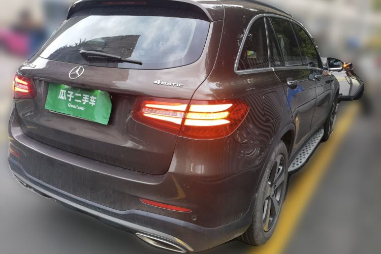 Used Mercedes-Benz GLC 2016 GLC 260 4MATIC Luxury Model Rear Right 45 Deg