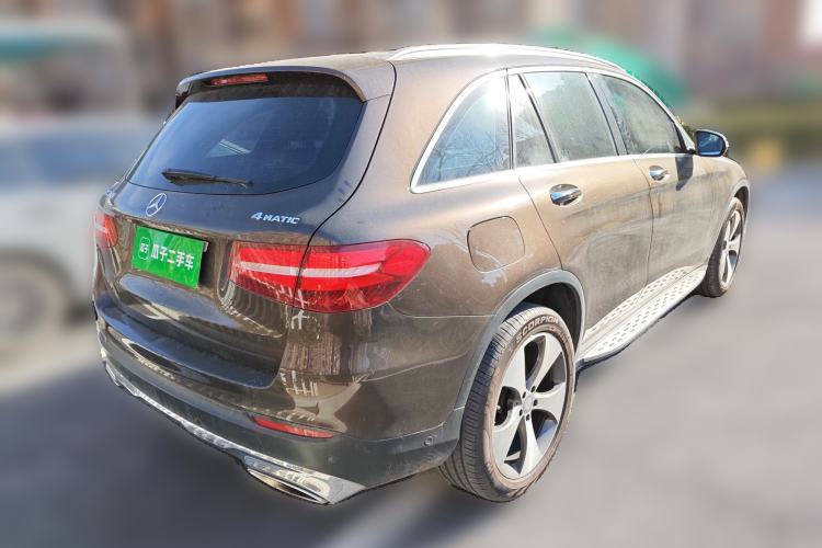 Used Mercedes-Benz GLC 2016 GLC 300 4MATIC Luxury Model Rear Right 45 Deg