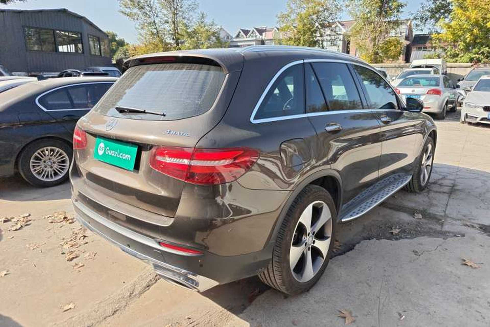 Used Mercedes-Benz GLC 2016 GLC 300 4MATIC Luxury Model Rear Right 45 Deg