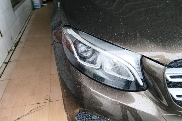 Used Mercedes-Benz GLC 2016 GLC 260 4MATIC Luxury Model Right Front Headlight