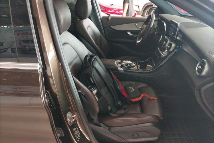 Used Mercedes-Benz GLC 2016 GLC 200 4MATIC Right Front Seat