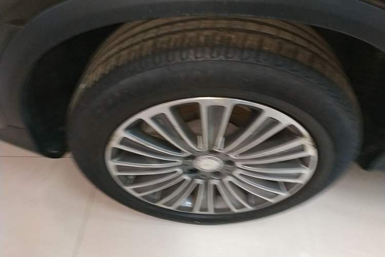 Used Mercedes-Benz GLC 2016 GLC 260 4MATIC Dynamic Edition Right Rear Wheel Hub