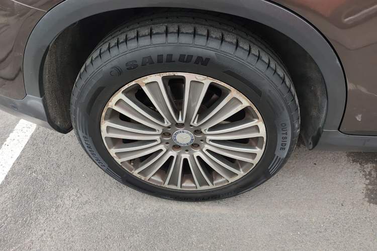 Used Mercedes-Benz GLC 2016 GLC 200 4MATIC Right Rear Wheel Hub